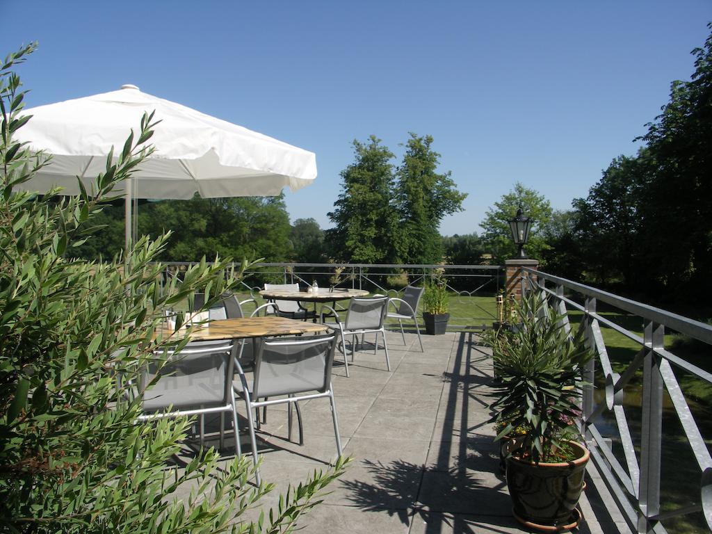 Gutshaus Redewisch Hotel & Restaurant Boltenhagen  Esterno foto